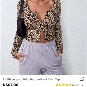 Leopard print crop top Button up